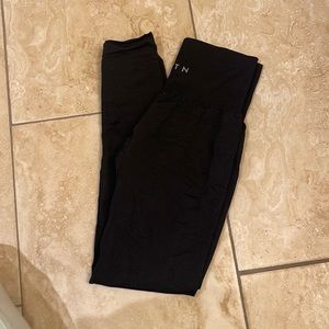 NVGTN Seamless black leggings